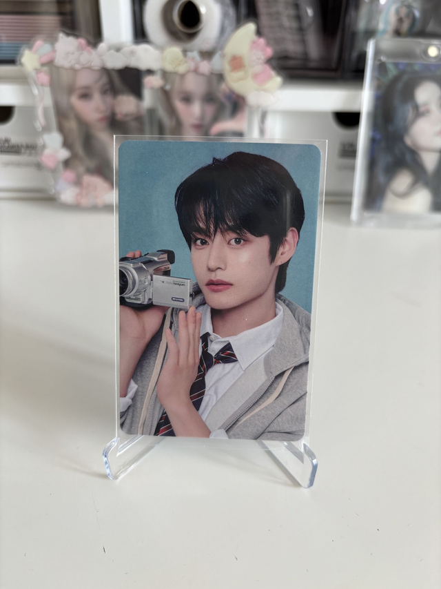 PC OFFICIEL DE JIWOONG DE ZB1