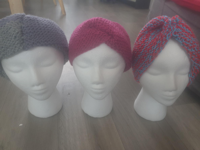 Cache oreille. Tricot fait maison Annoeullin Lille 