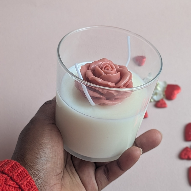 🕯️ Bougie rose pastel 197g – Jasmin