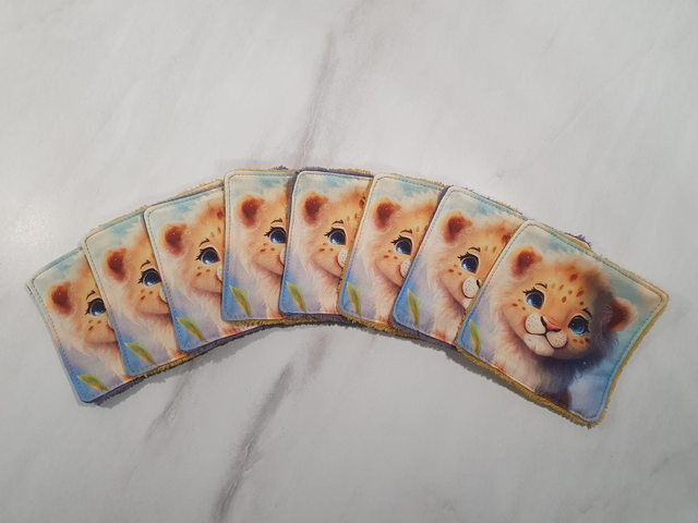 Lot de 8 lingettes Lion violettes et jaunes