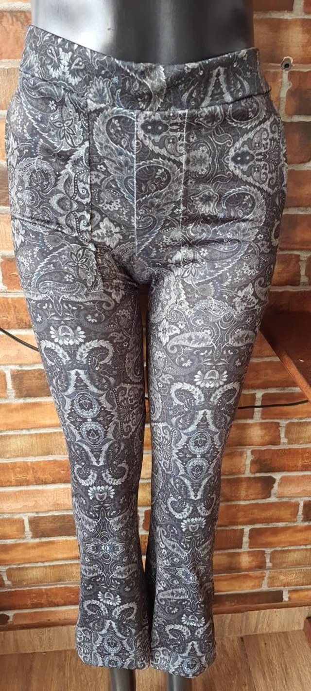 Calça Femenina Estampada