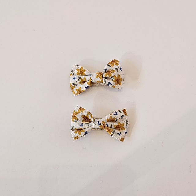 Mini Pinza Par Flores Amarillas