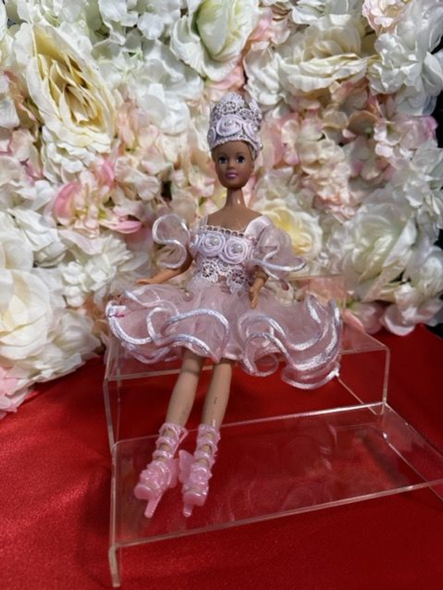 Poupée – Robe rose en dentelle & Coiffe assortie - Fait main