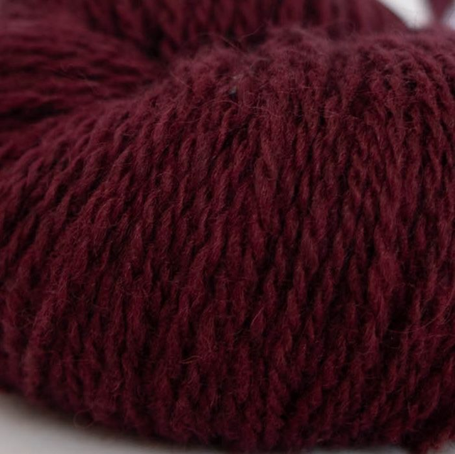 Vidde Lambswool - 0327 - Dark Plum Red