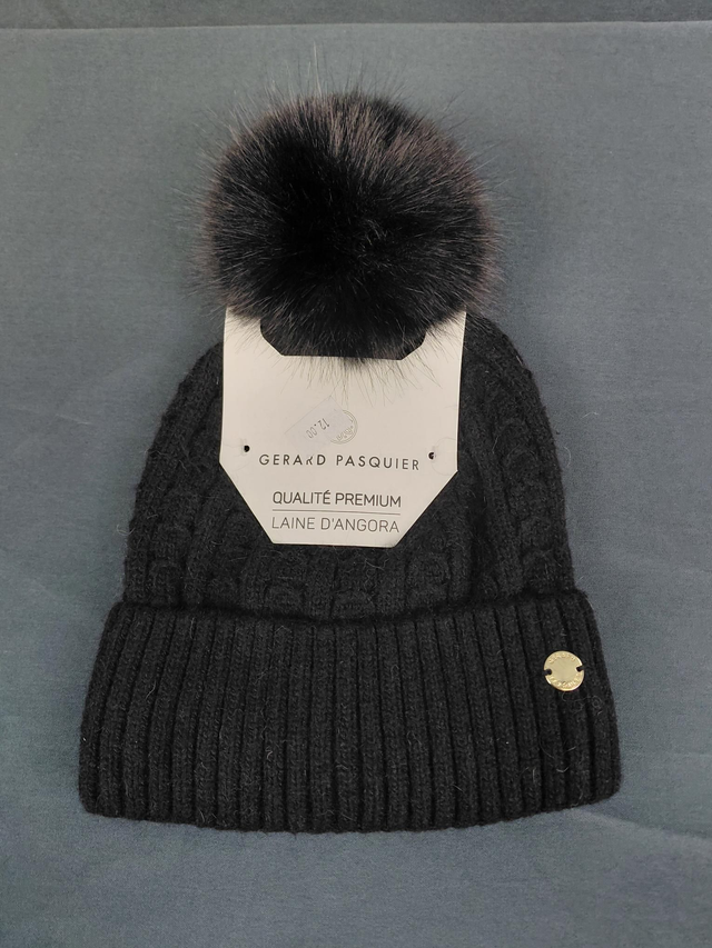 Bonnet Gérard pasquier couleur noir avec ponpon 