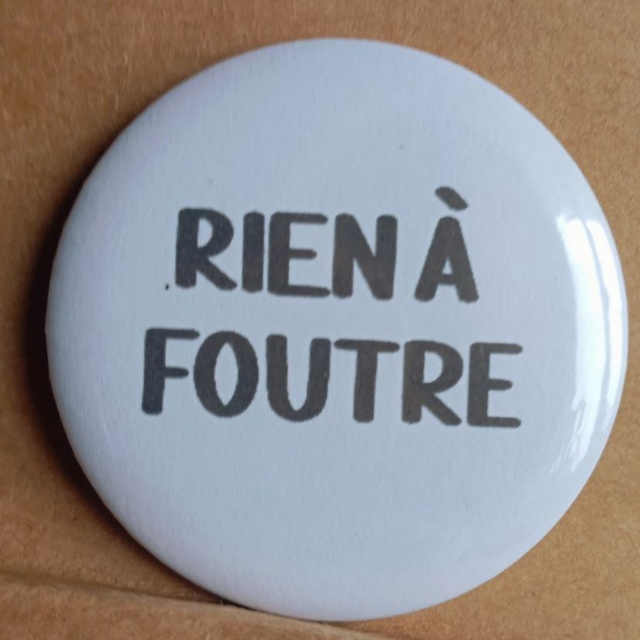 Rien à F