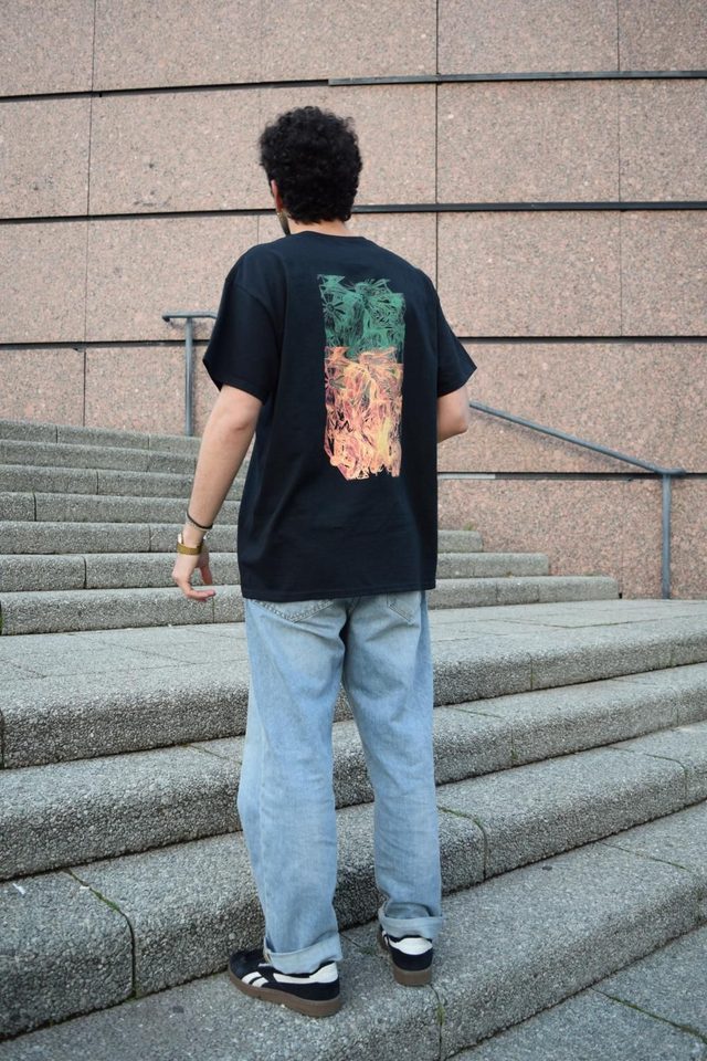 Teeshirt graphique iok - Horde solaire