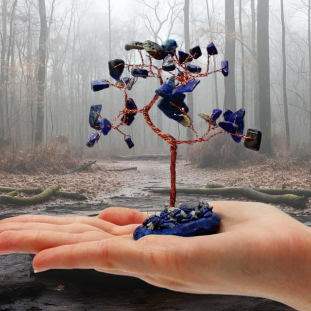 Arbre "Sodalite" sur agate