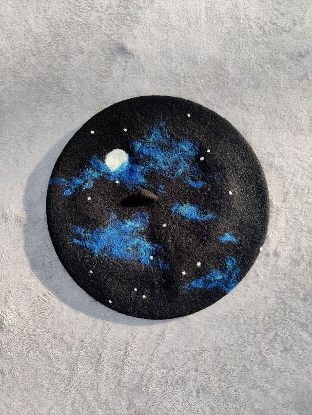 Full Moon // Upcycled Beret