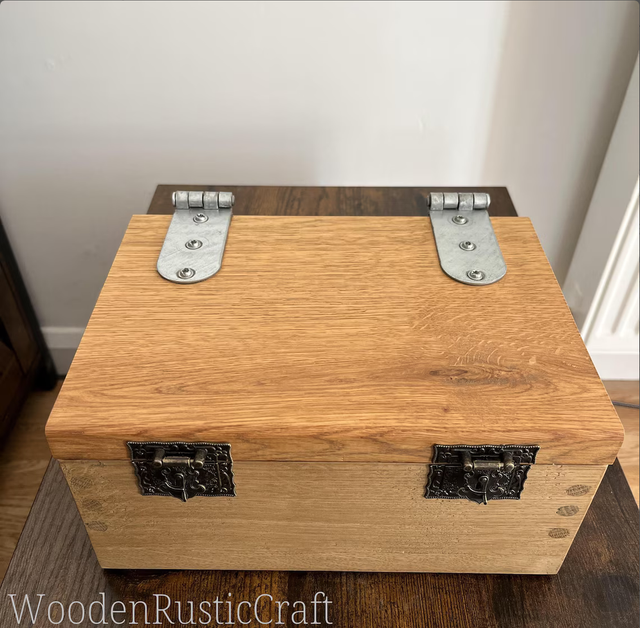 Solid Oak Keepsake Chest | Memory Box