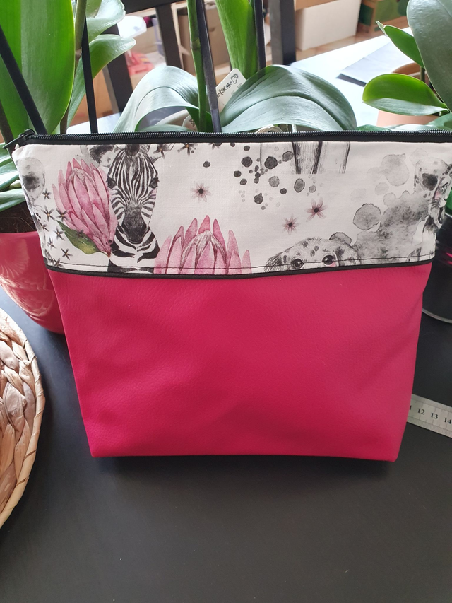 Trousse avec filet de lavage intégré 