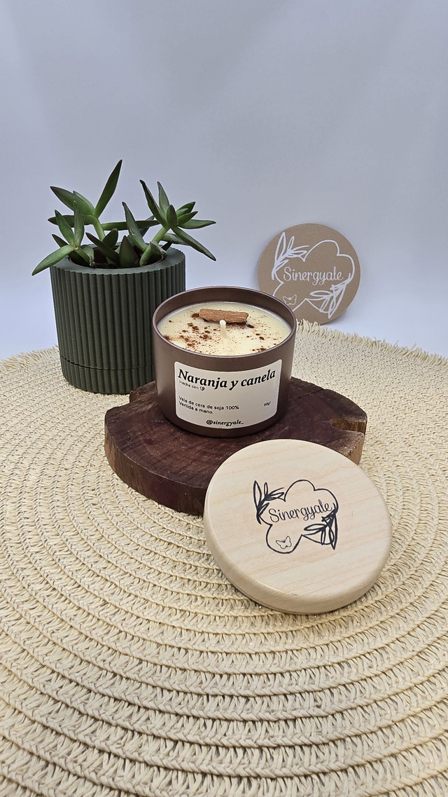 Vela en lata - Naranja y canela