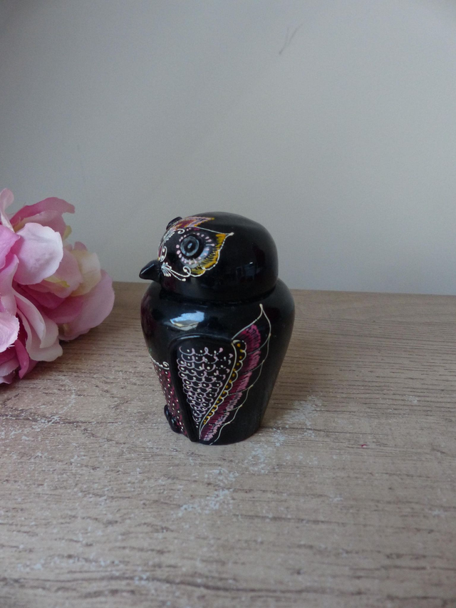 Ancienne petite boite en bois laqué forme chouette/ figurine oiseau peint à la main H 8,5 collection chouettes, artisanat d'art, cadeau