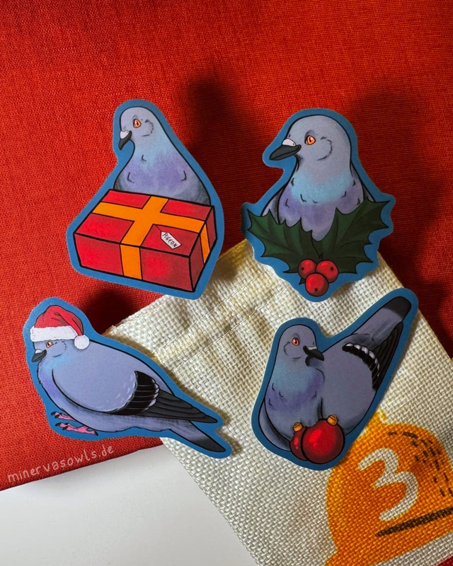 Christmas 2025 - Pigeon Stickers