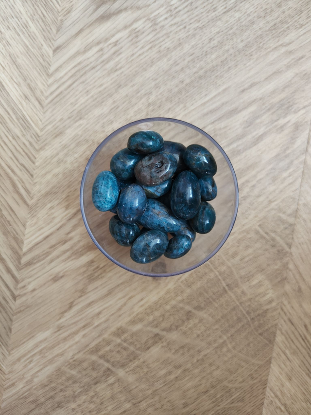 Pierre roulée Apatite bleu