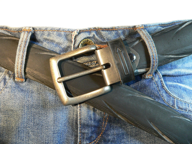 Pneu de VTC noir relief, FLECHE