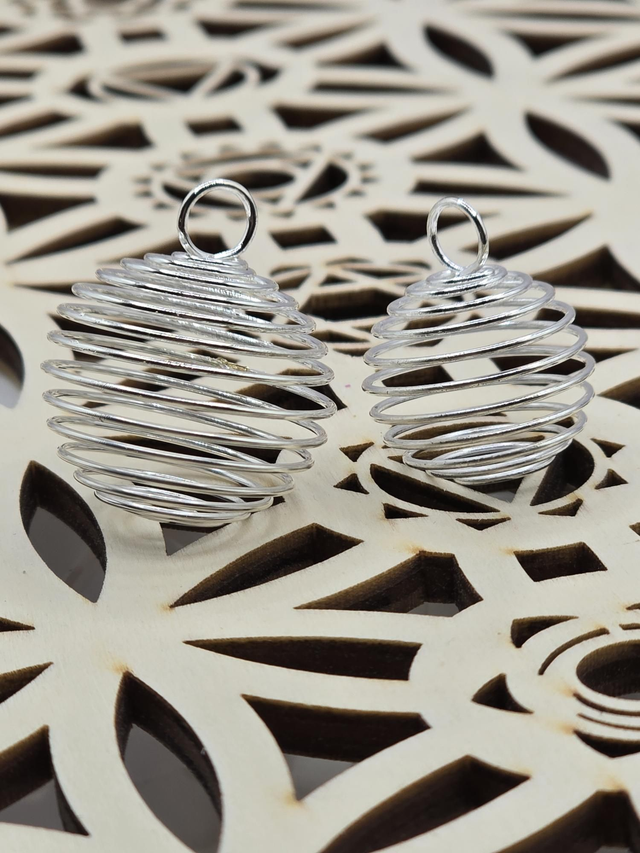 Cage spirale pour pierre 