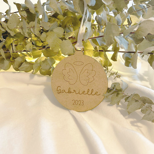 Boule de Noël personnalisée en bois - Modèle Ange