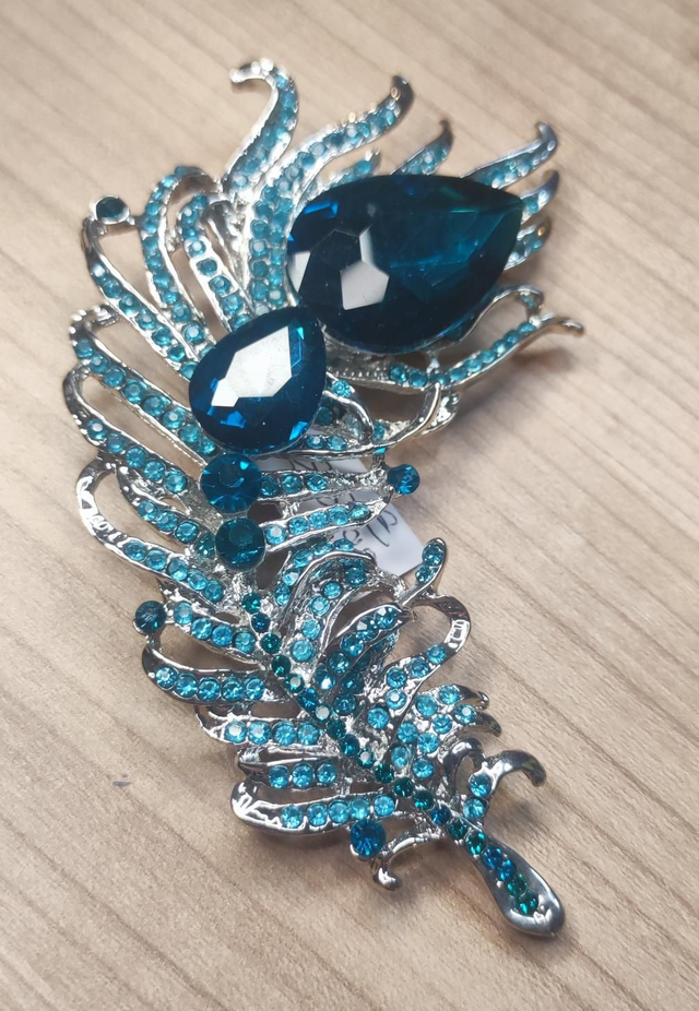 Broche plume de paon 
