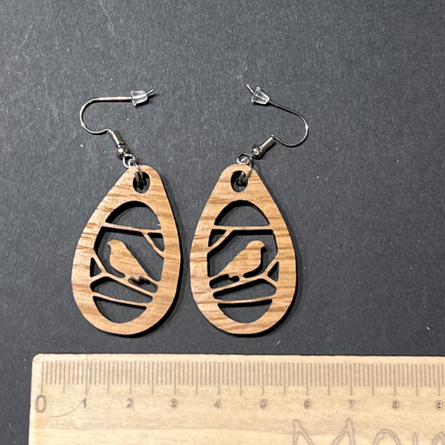 Les oiseaux en chêne 