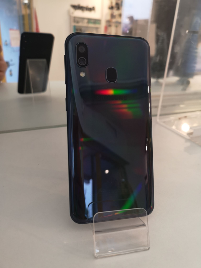 Samsung A40 64GO