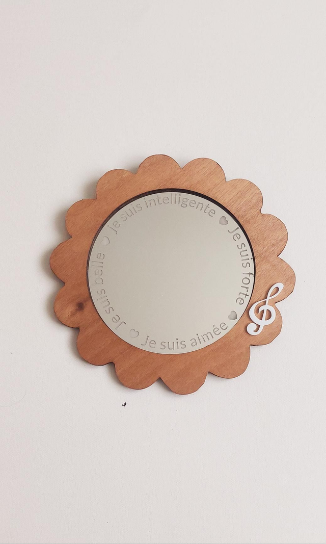 Miroir fleur ou soleil, confiance en soi