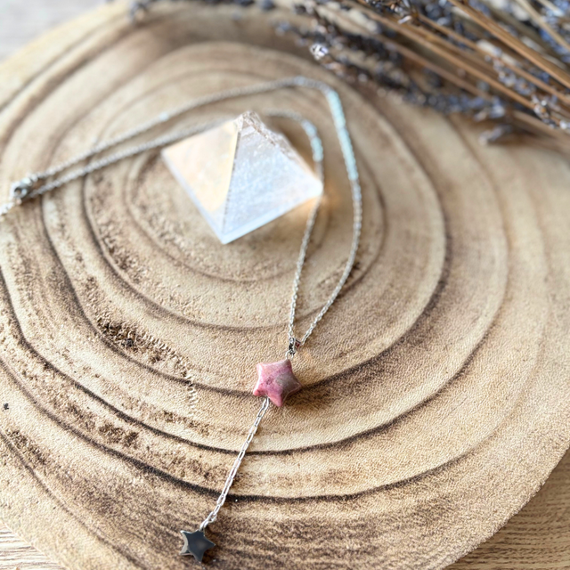 Collier étoile en Rhodonite