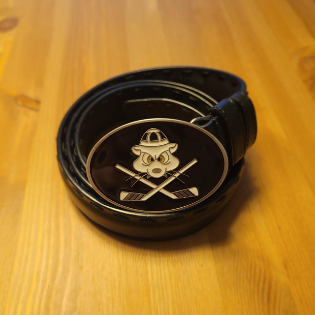 EtäKärpät nahkavyö