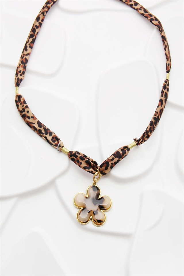 Collier fleur léopard doré en acier inoxydable