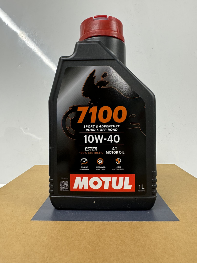 Motul - Huile 4T 7100 10W40