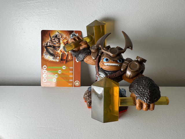 Wallop - Earth - Skylanders - Trap Team