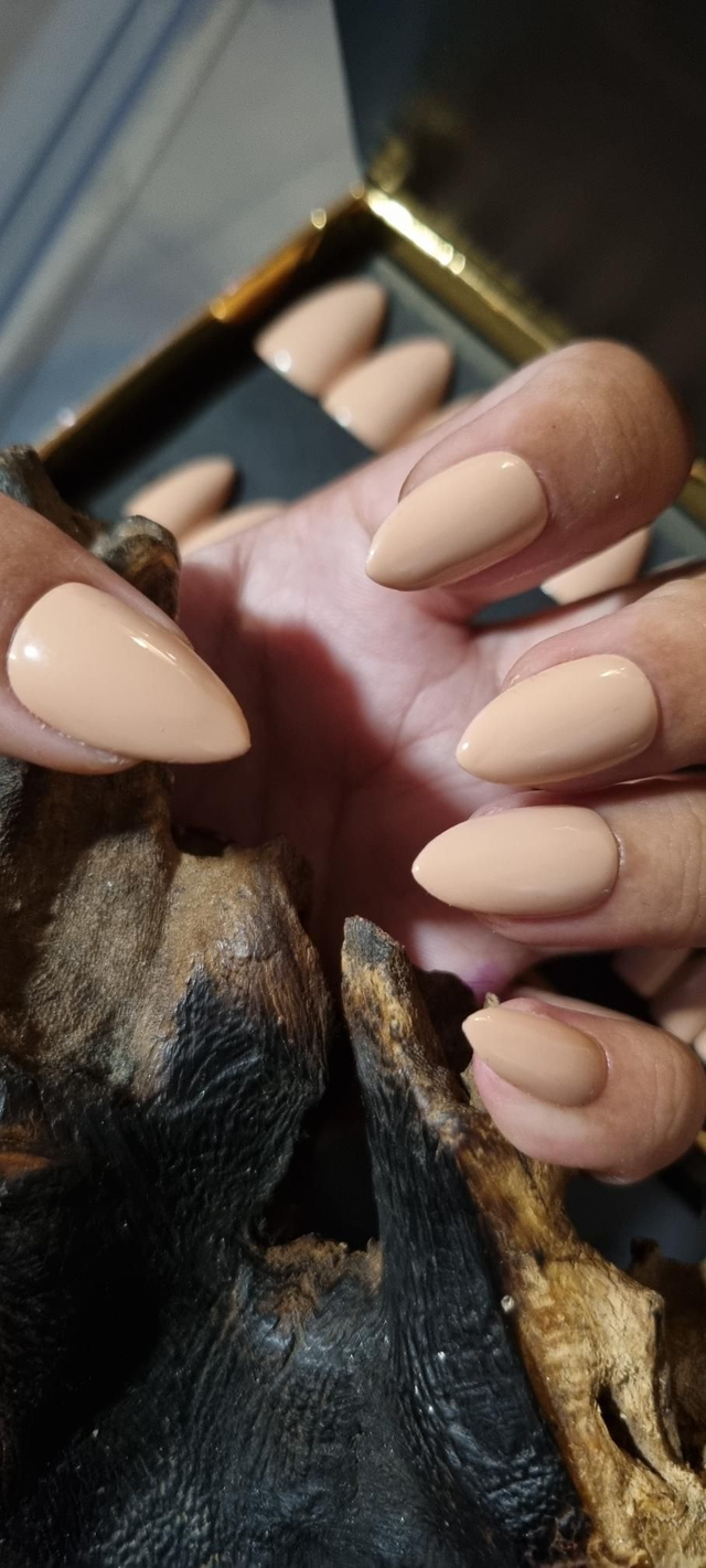 Nude little Amande xs 