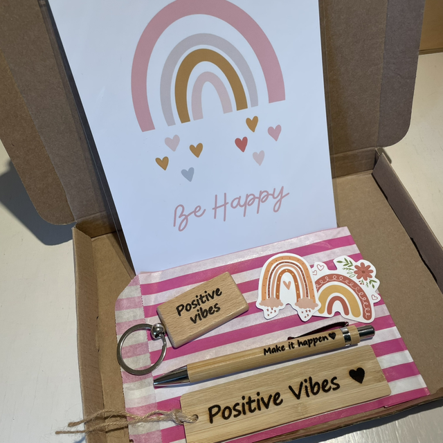 Positivity Letterbox Gift Set (pink)