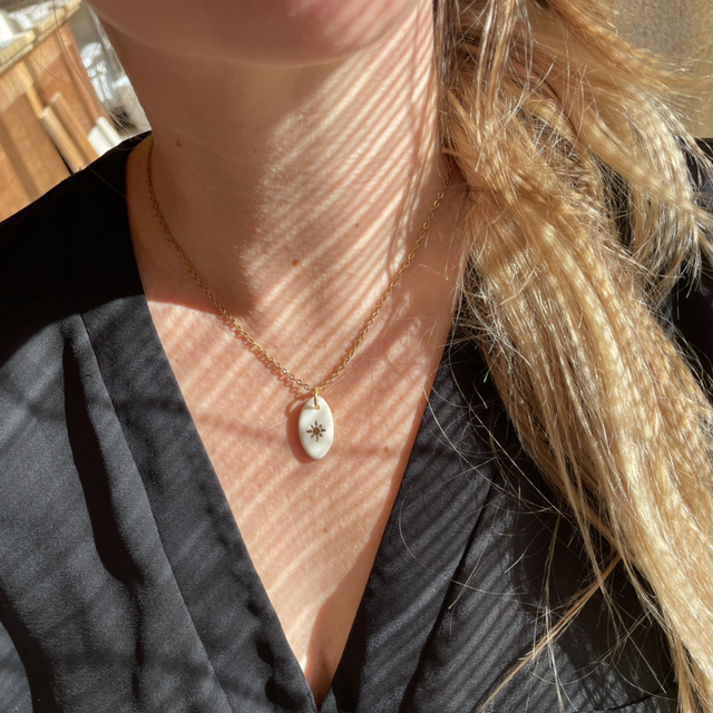 Médaillon en porcelaine ☀️ Soleil #1