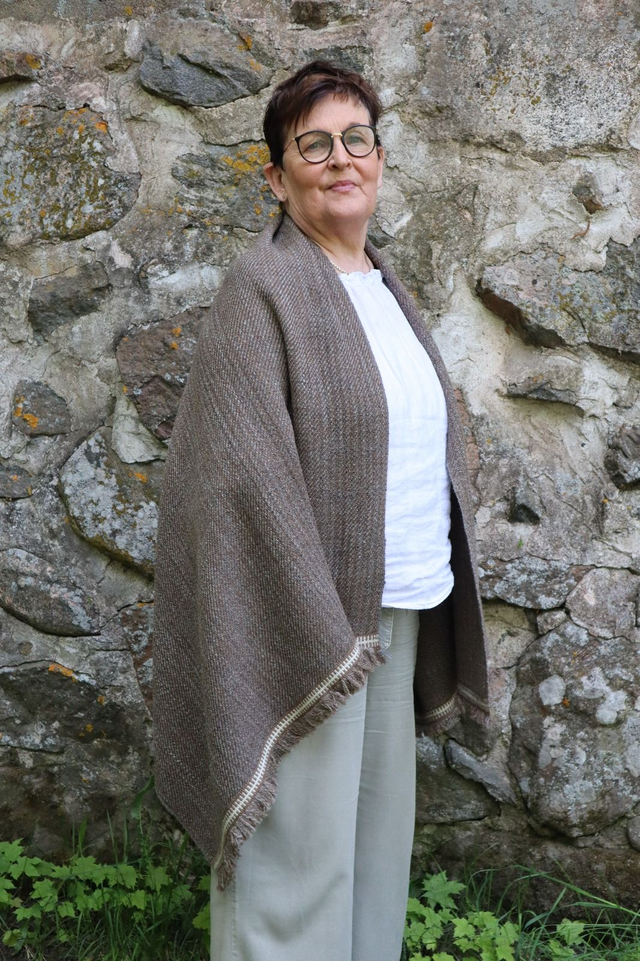 Shaali Perintö, tumma