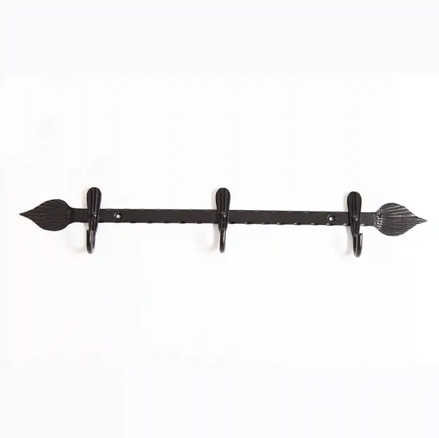 Naulakko seinälle 3 - lla koukulla 103