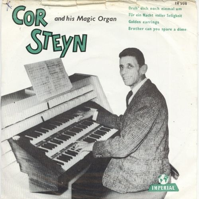 Cor Steyn - Cor Steyn And His Magic Organ