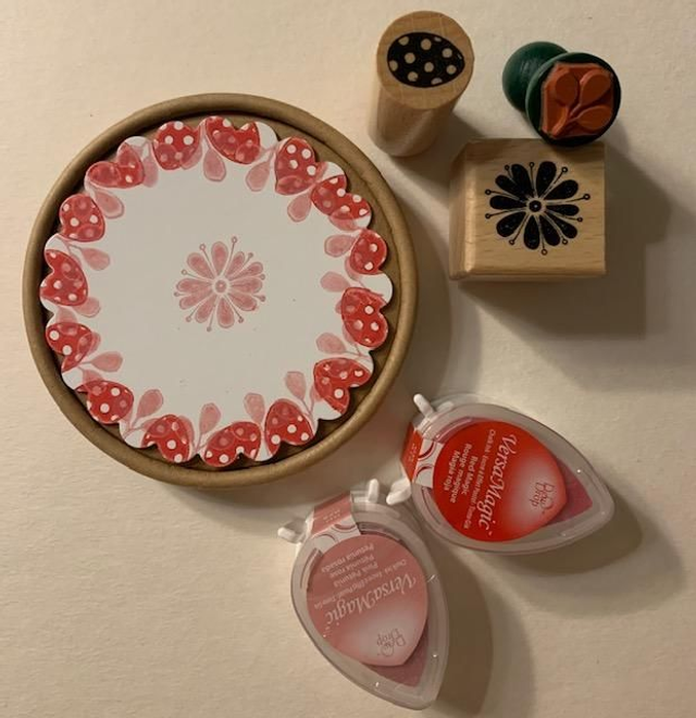 Böxli Mini Blume und Eier rot