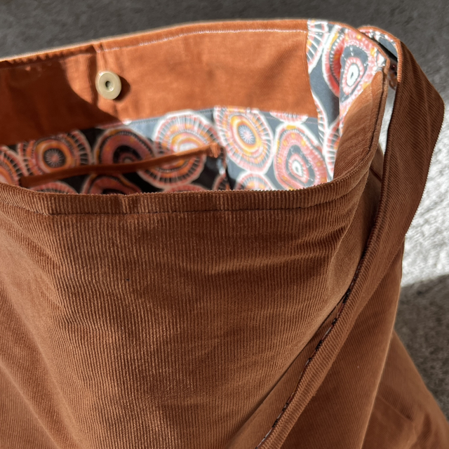 Shoulder bag - Stoffbeutel aus feinem Cordstoff, autum color