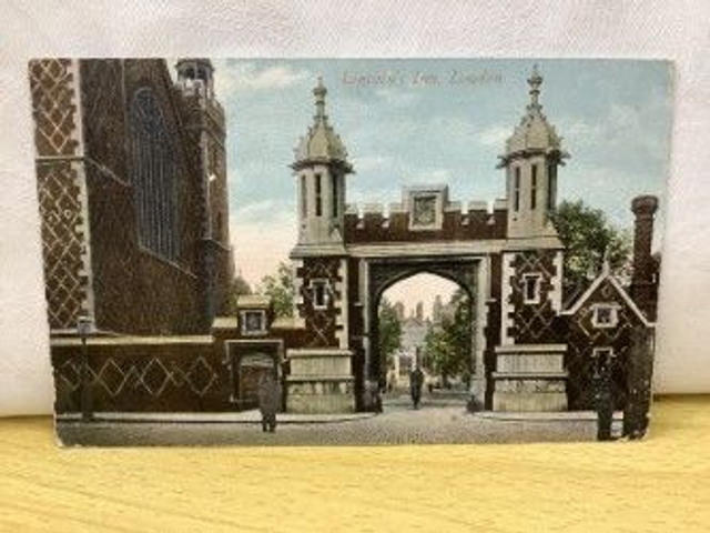 Lincoln's Inn London - The National Series vintage postcard Posted 1907 Our Ref No. A7 £3.00