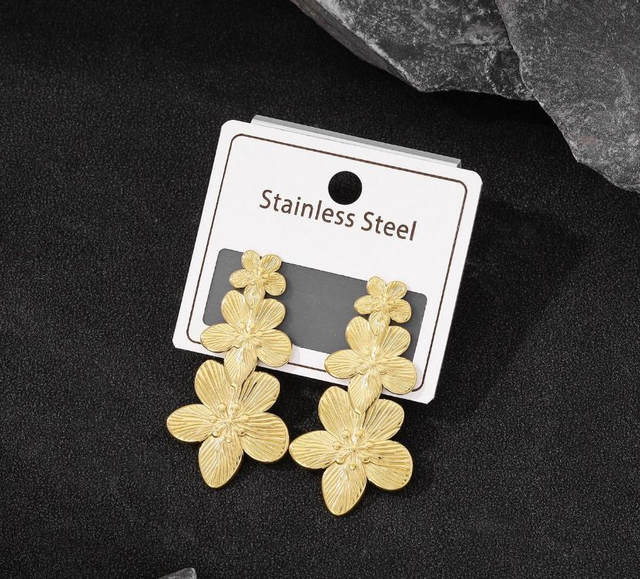 Boucle d&#039;oreille cascade fleur