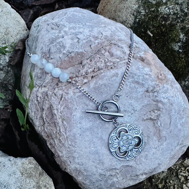 Collier TRINITÉ labradorite blanche