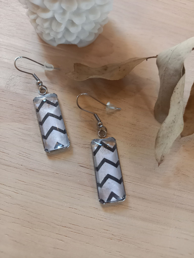 Boucles d&#039;oreilles Cabochon - cabochon rectangle - papier décoratif blanc