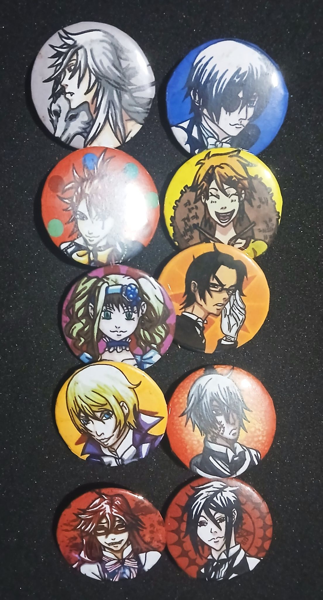 Black butler Lots 10 Badge