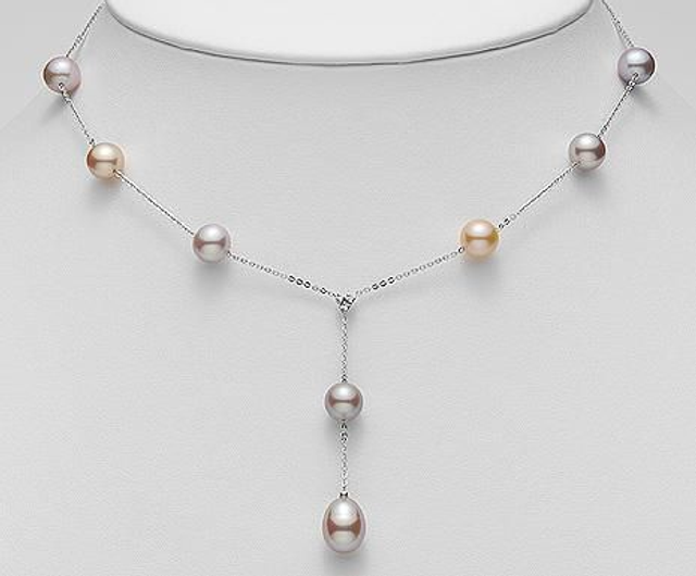 Collana Mikiko in Oro 18 Kt con Perle e diamanti 