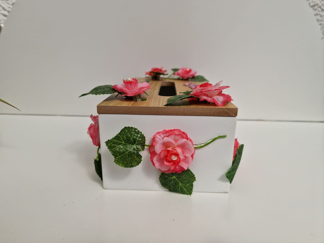 Boite A Mouchoirs En Bois Danseuses Fleurs Roses Perles