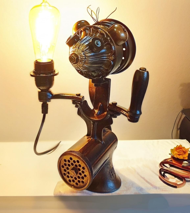 Drôle de Souris, Lampe d'ambiance déco à poser, Lampe personnage esprit steampunk, vintage - Artisanat Français