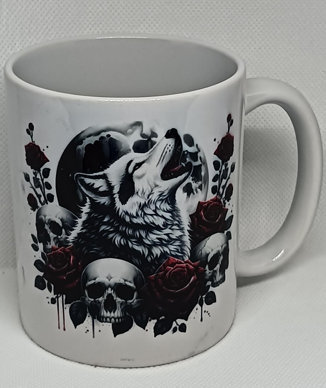 Custom Design Wolf with Skulls &amp; Roses Mug 
