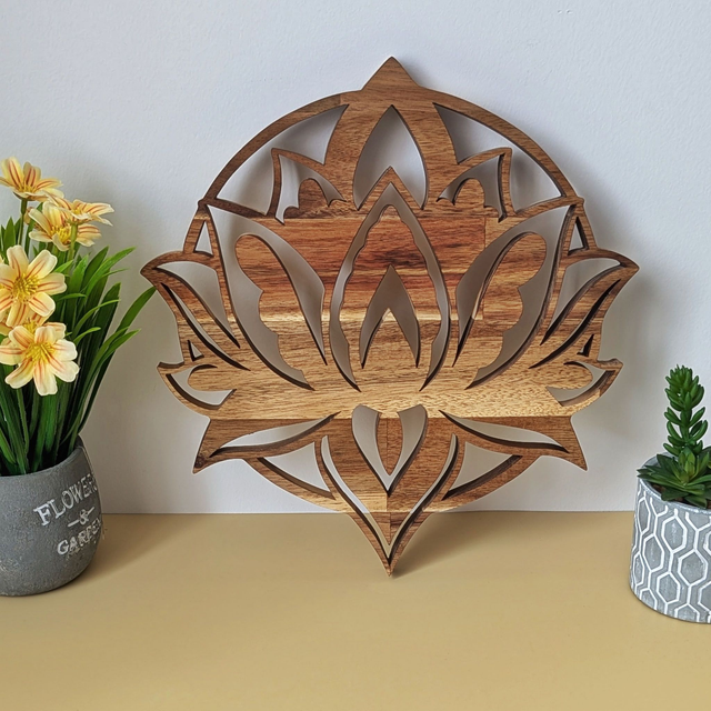 Fleur de lotus en acacia