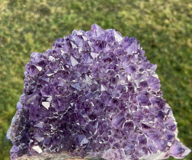 Druse d’améthyste naturelle - Pierre de calme, sérénité et harmonie